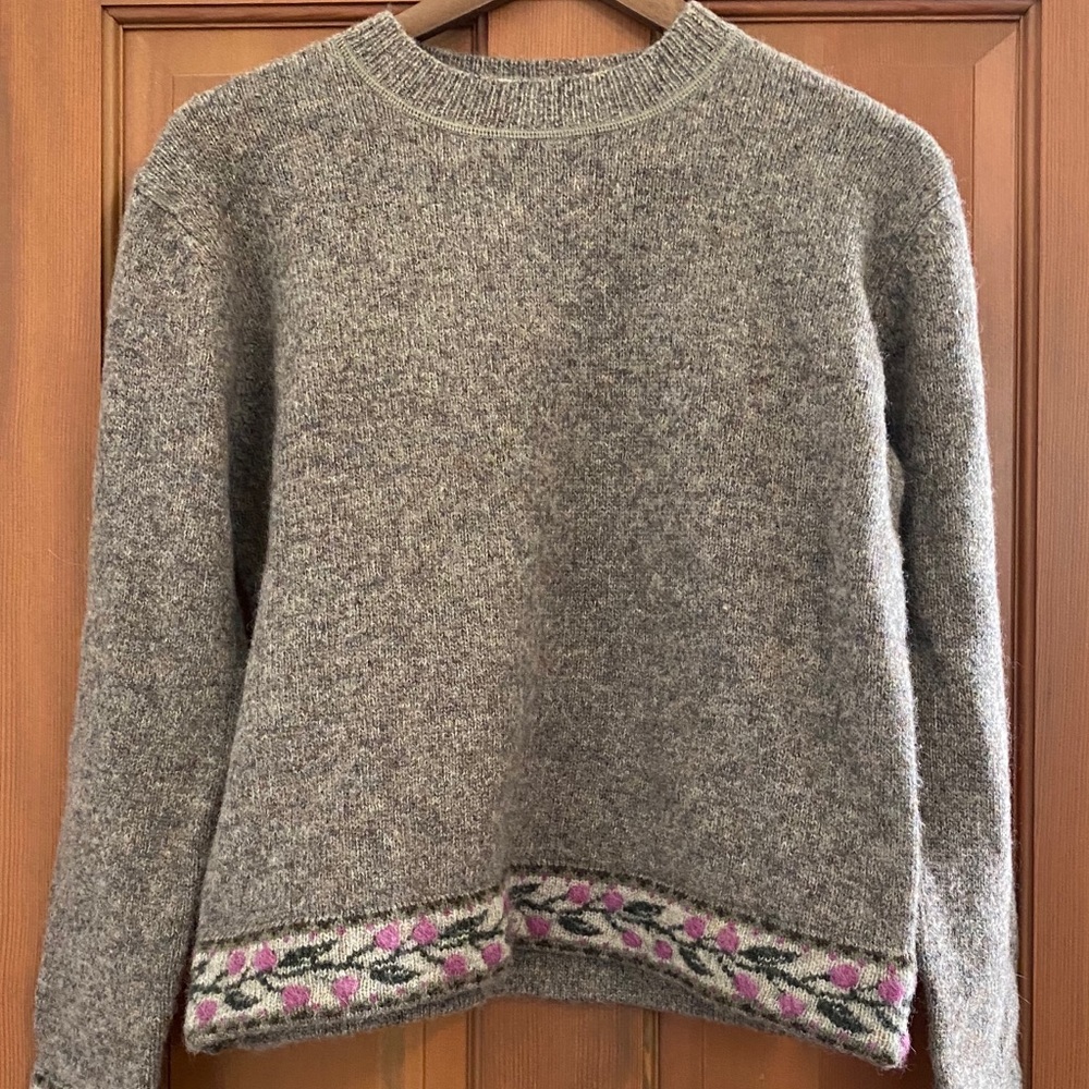 Woolrich Floral Trim Sweater
